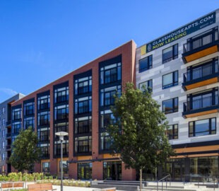 glasshouse apts main